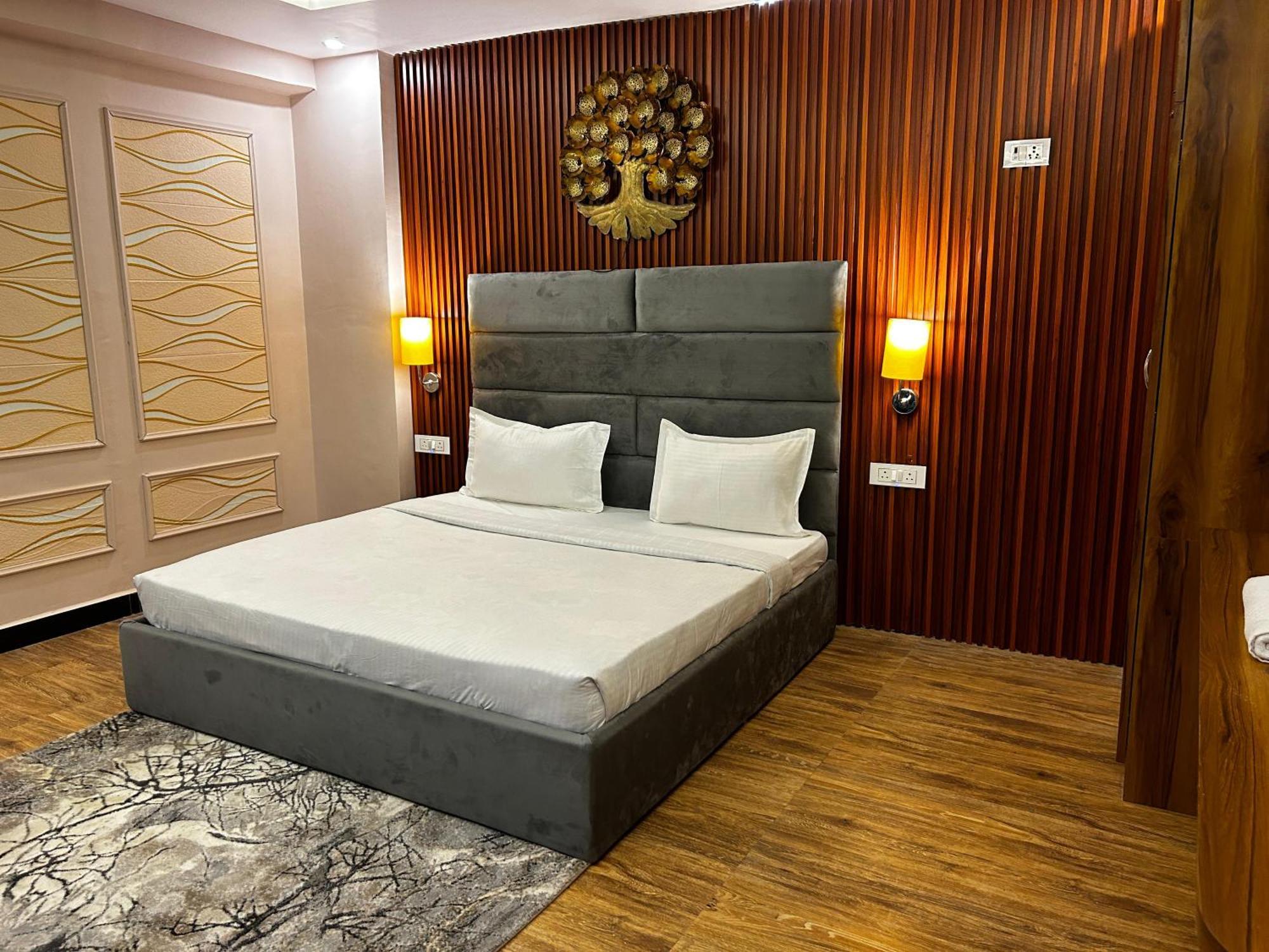 Hotels7Apple Mahoba エクステリア 写真