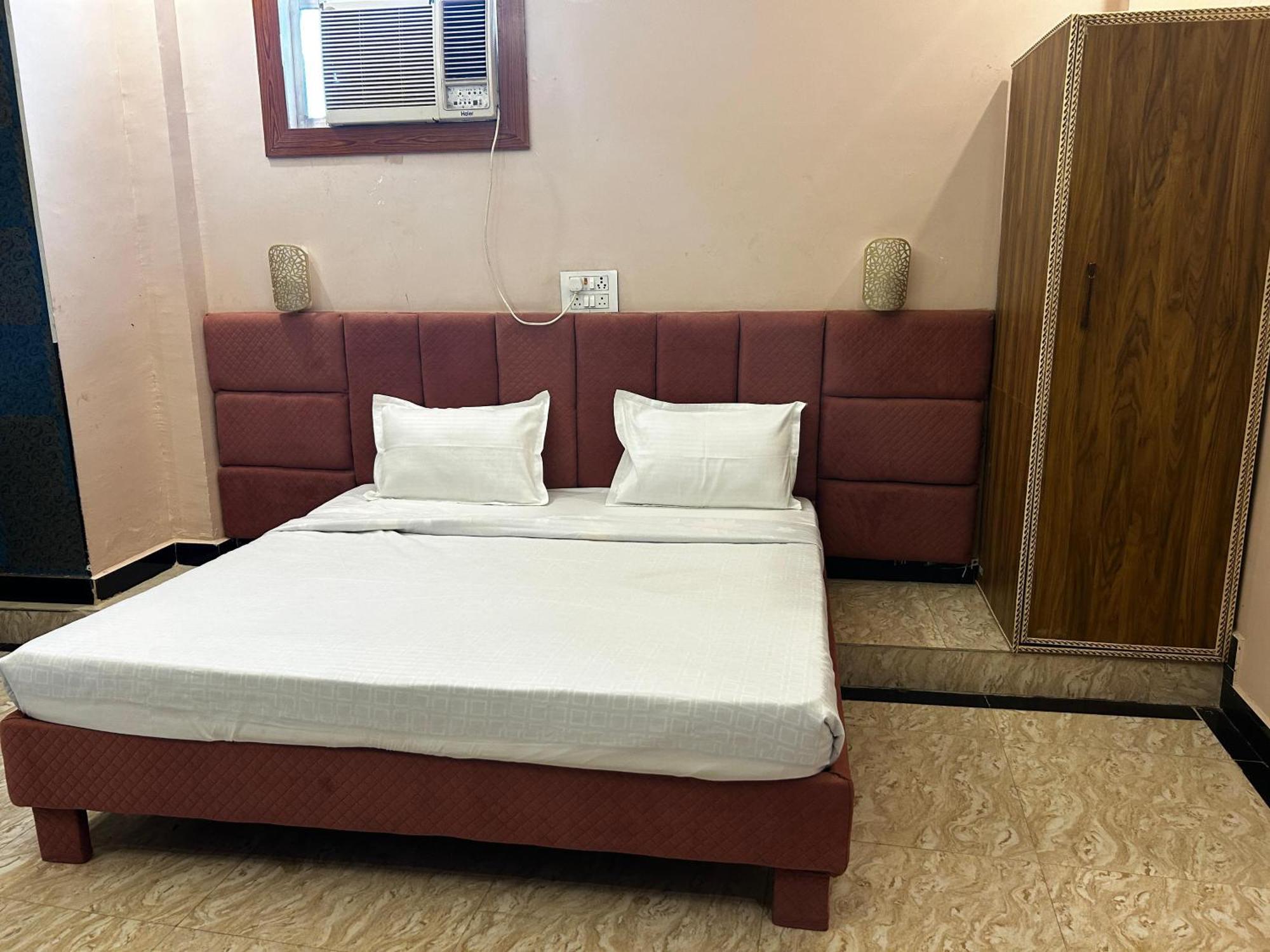 Hotels7Apple Mahoba エクステリア 写真